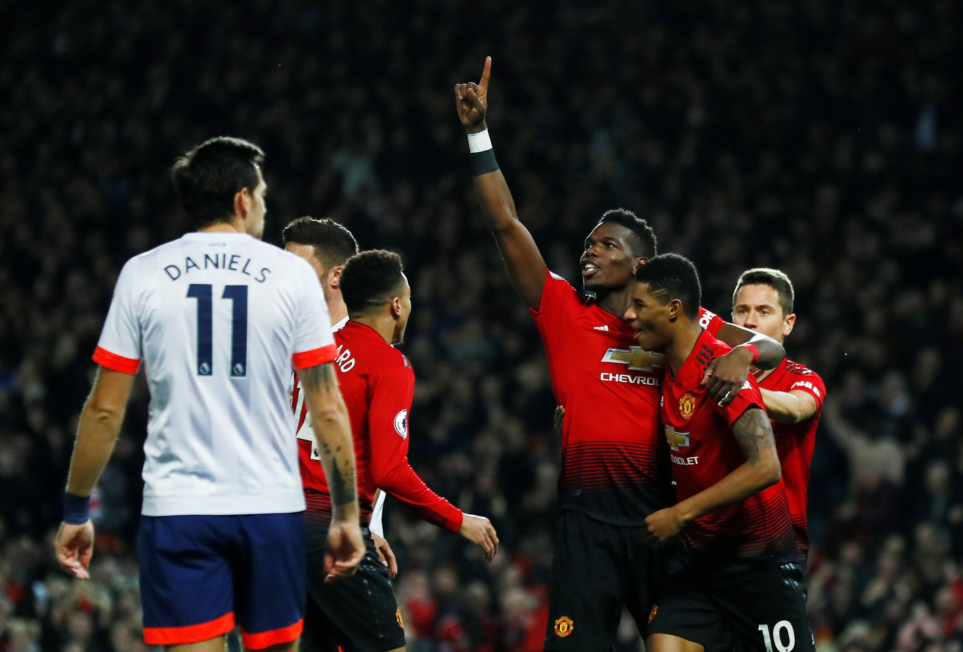 对于纽卡斯 对于纽卡斯